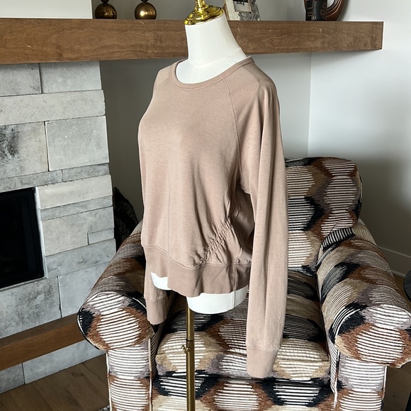 Athleta Sundown Puckered Brownstone Beige Sweatshirt - Picture 6 of 12